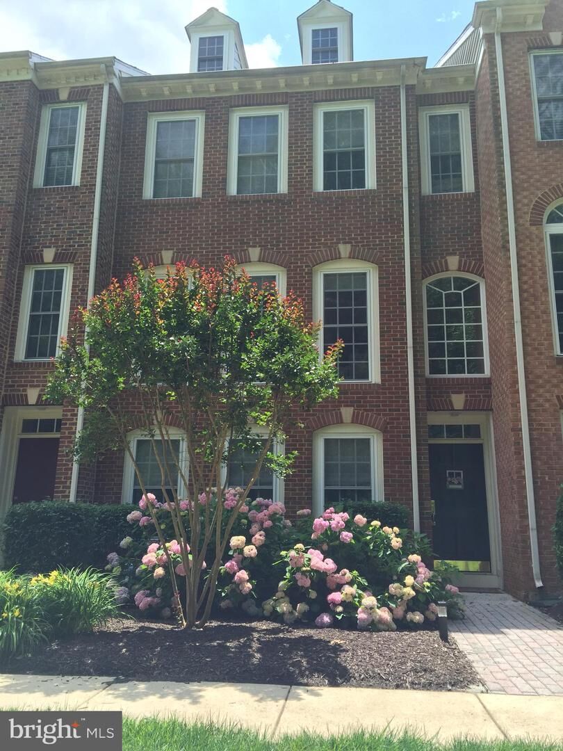 Property Photo: 5118 Strawbridge Terrace 5118 MD 21128