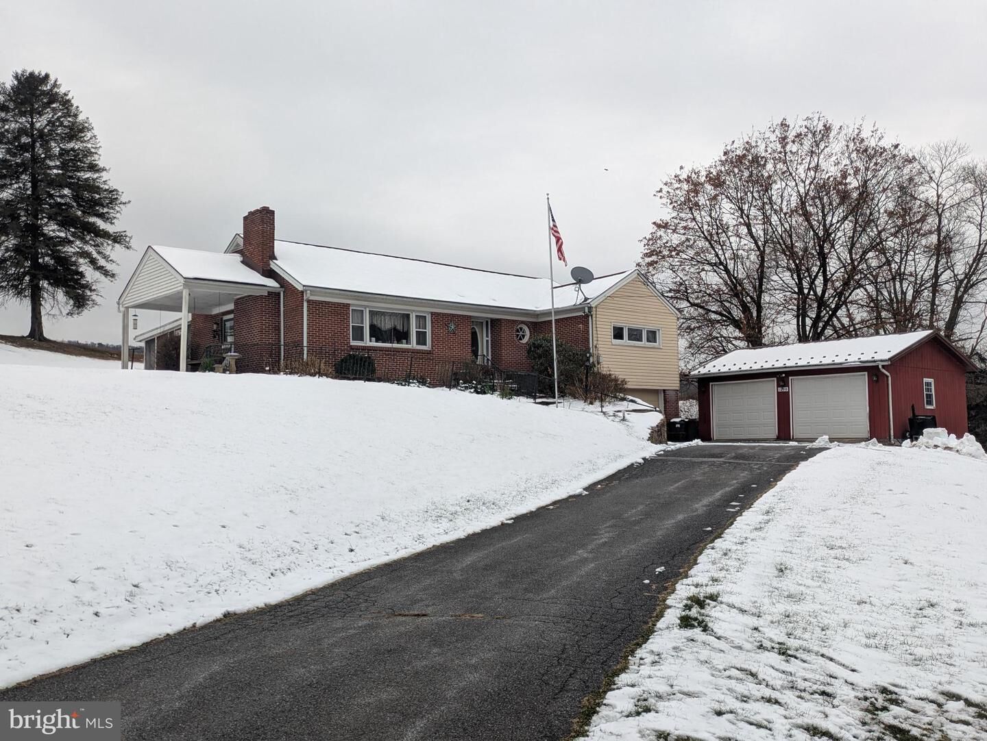 Property Photo:  1250 Valley Road  PA 17053 