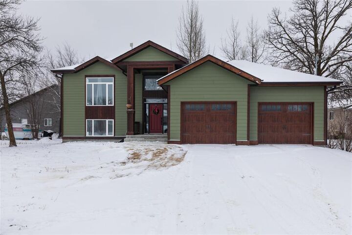 18 Birch Trail  St Malo MB R0A 1T0 photo