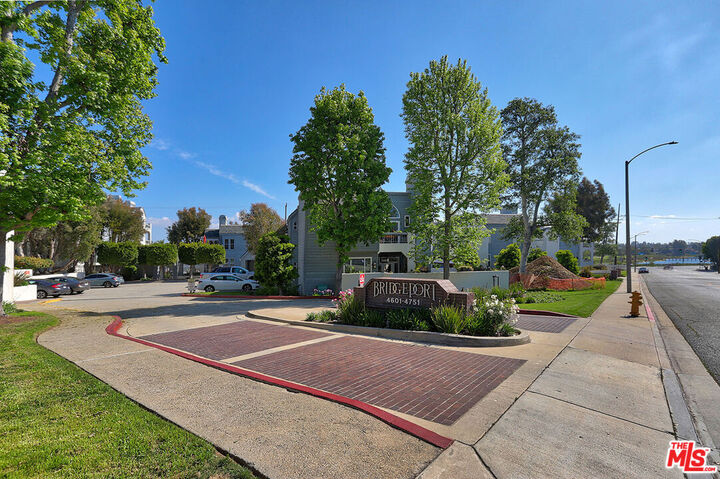 Property Photo:  4619 E 4th St  CA 90814 