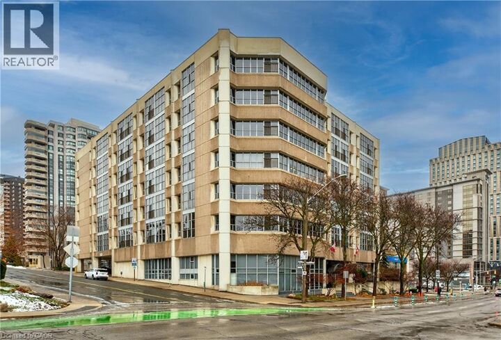 Property Photo: 66 South Bay Street South 503 ON L8P 4Z6