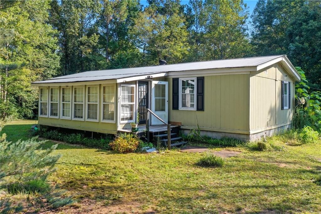 Property Photo: 2450 Jones Mountain Road GA 30175