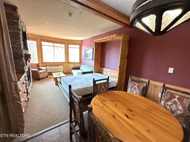 Property Photo: 1424 Old Knoxville 13067/ 13069 Hwy TN 37876