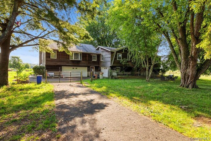 Property Photo: 332 Springtown Road NY 12561