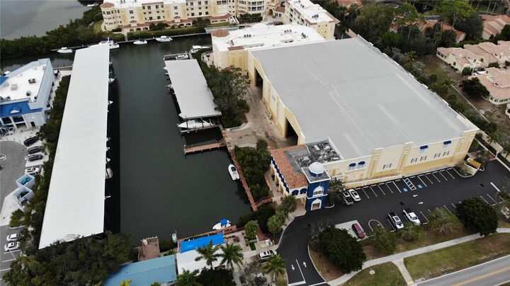 Property Photo: 570 Blackburn Point Road 13 FL 34229