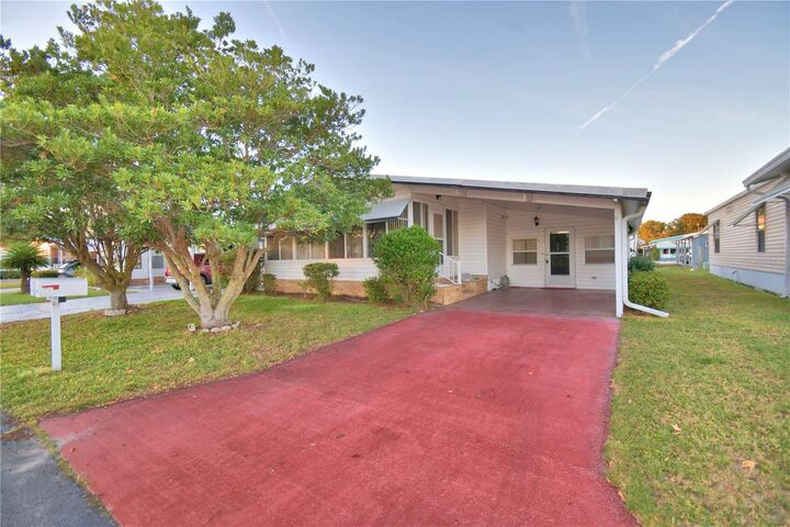 Property Photo: 4251 Cedarwood Street FL 33880