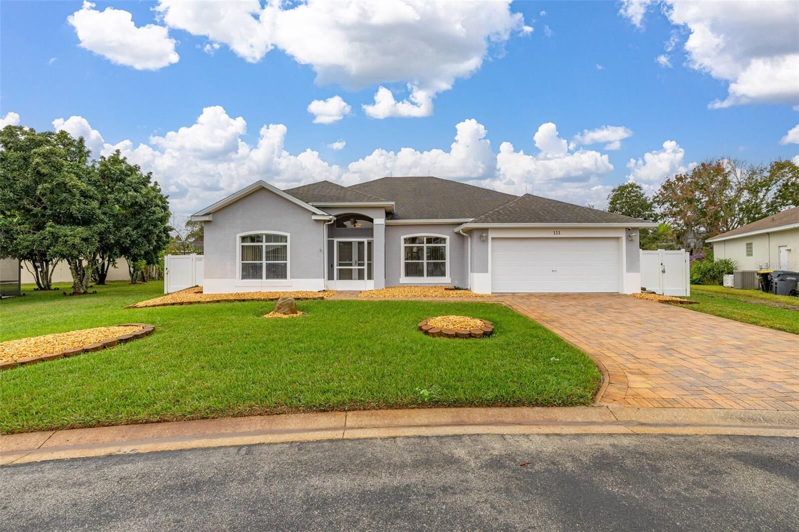 Property Photo:  111 Sand Pine Lane  FL 33837 