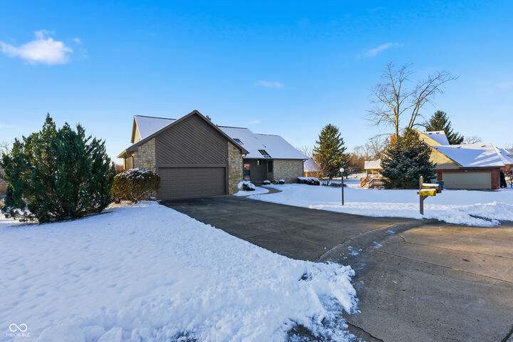 Property Photo: 9011 Condit Lane IN 46256