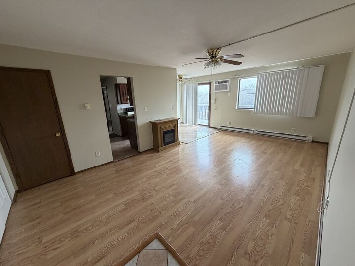 Property Photo:  352 N Birch Drive 10  IL 60950 
