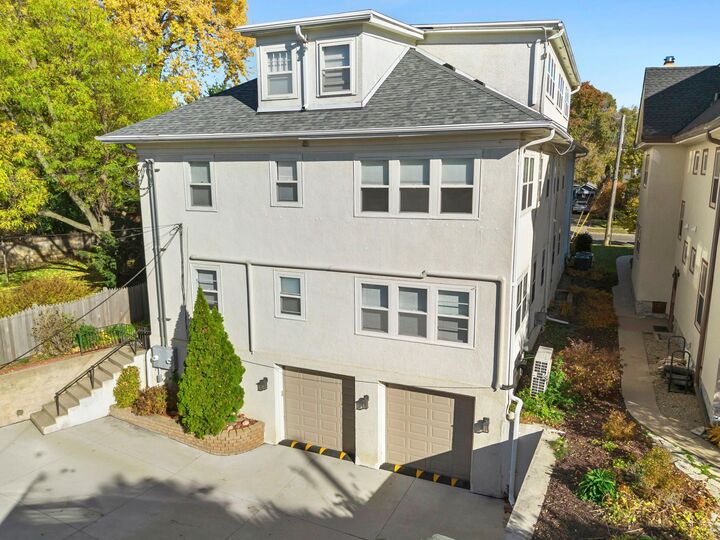 Property Photo: 1625 W 25th Street MN 55405