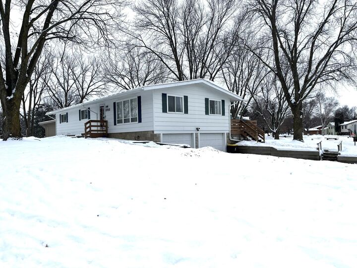 Property Photo: 3702 W Amber Lake Drive MN 56031