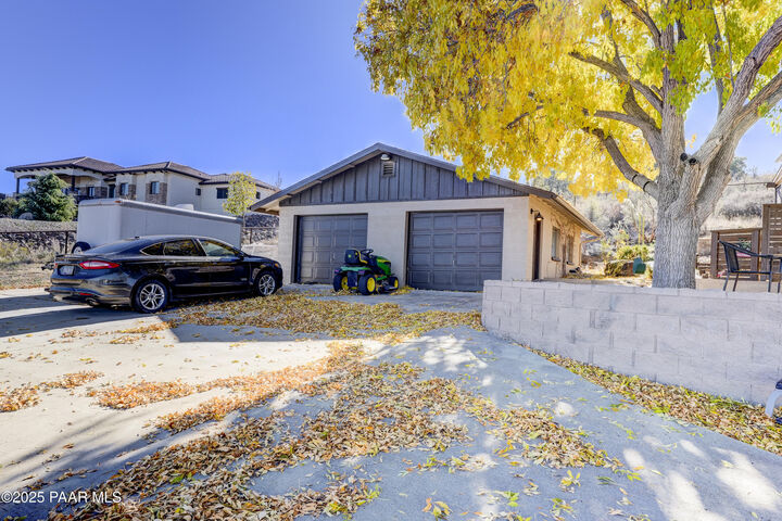 Property Photo:  715 N Lakeview Drive  AZ 86301 