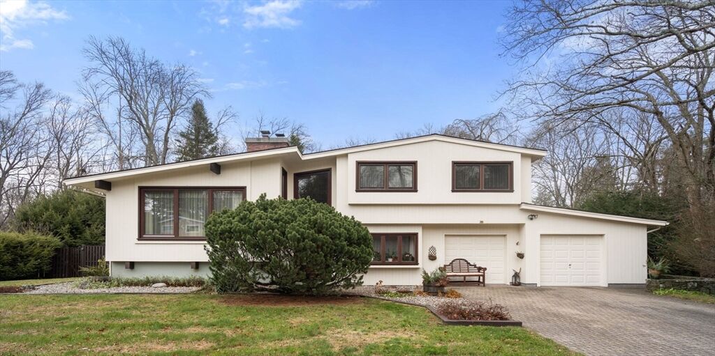 Property Photo:  21 Knight Rd  MA 01701 