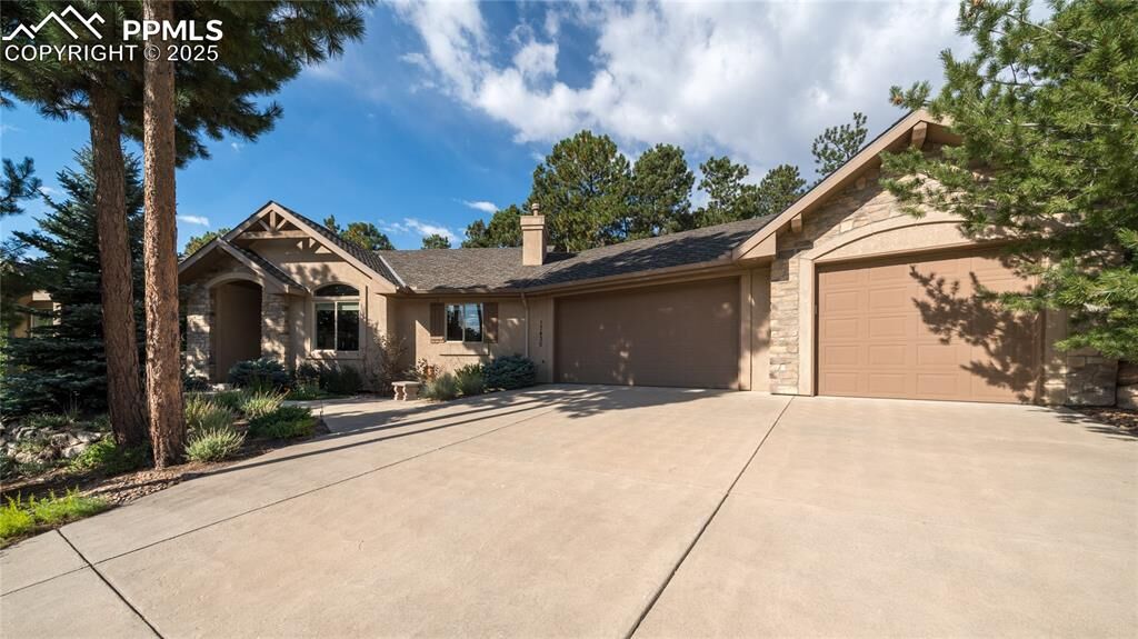 Property Photo:  17430 Lamplight Drive  CO 80132 