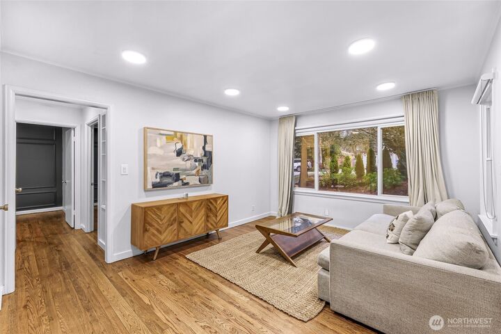 Property Photo:  16040  26th Avenue NE  WA 98155 