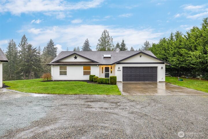 Property Photo: 19366 Parson Creek Road WA 98233