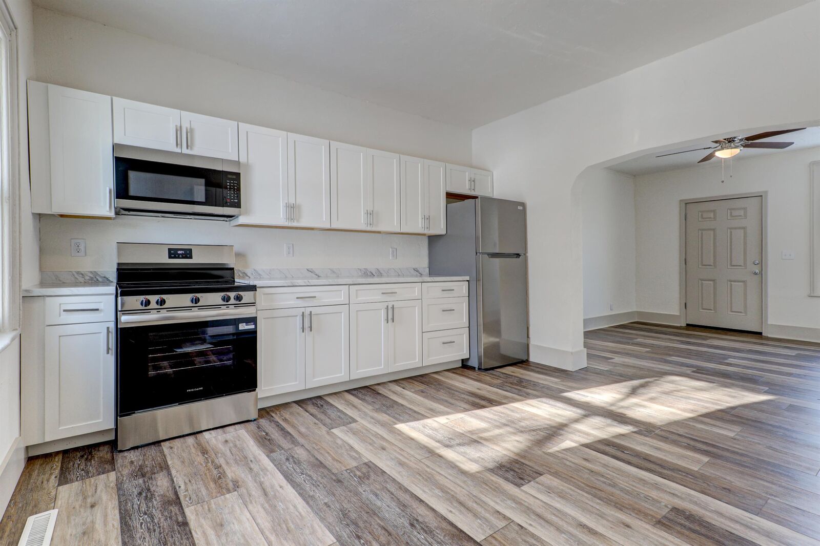 Property Photo: 321 E Parkway Avenue WI 54901