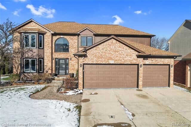 Property Photo: 20379 Ballantrae Drive MI 48044