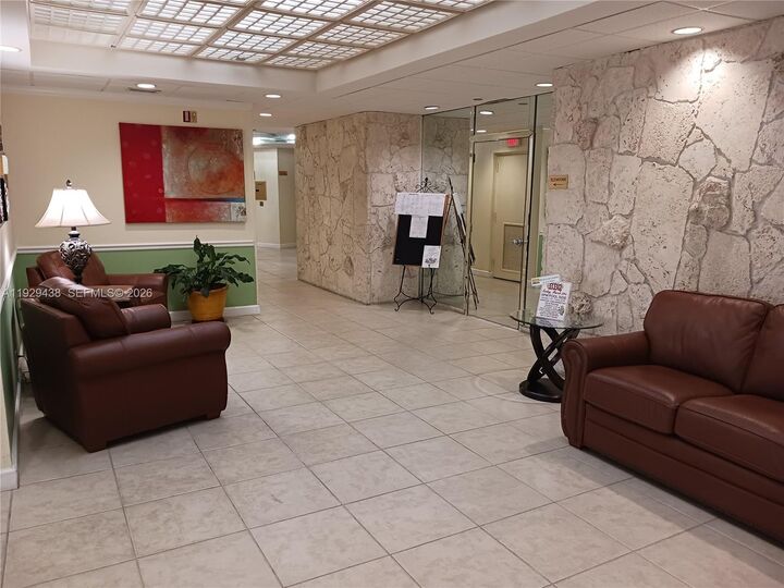 Property Photo:  1100 St Charles Pl 719  FL 33026 