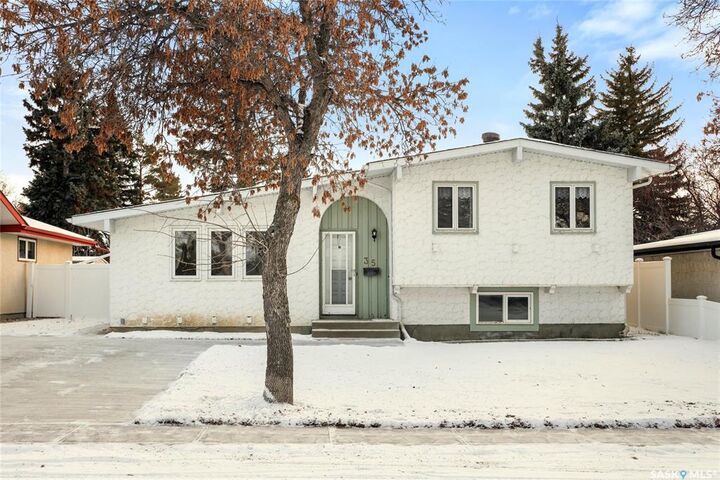 35 Wilkie Road  Regina SK S4S 5Y3 photo
