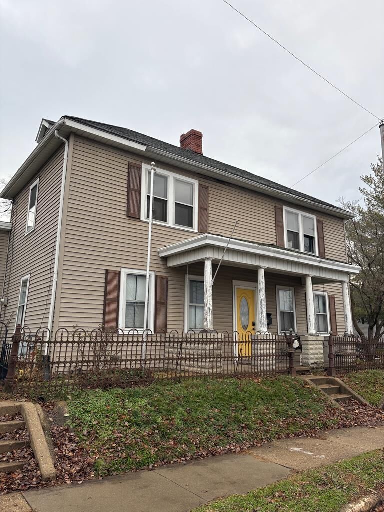 Property Photo: 384 Yoctangee Parkway OH 45601