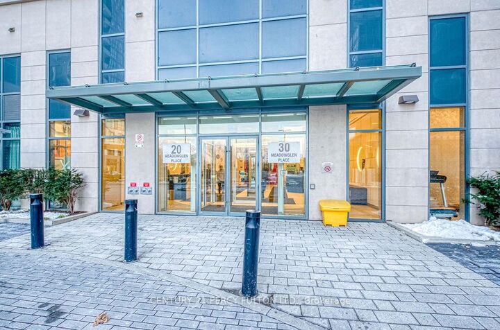 Property Photo:  20 Meadowglen Place 727  ON M1H 2Y5 