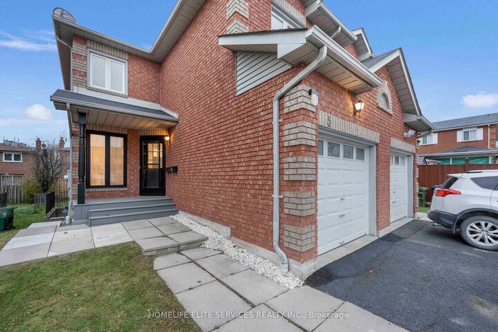 Property Photo: 5 Lenthall Avenue ON M1B 2C7