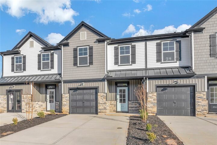 Property Photo: 404 Belgrove Way SC 29640