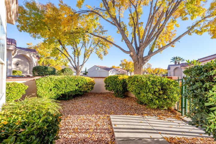 Property Photo: 1186 E 900 S #8 UT 84790