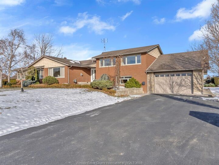 3 Beth Crescent  Leamington ON N8H 3Z8 photo