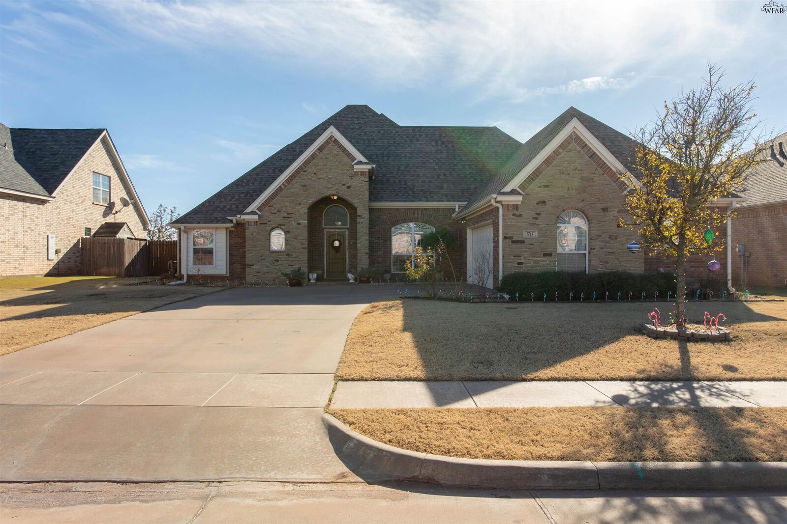 Property Photo: 1717 Shoal Creek Drive TX 76310