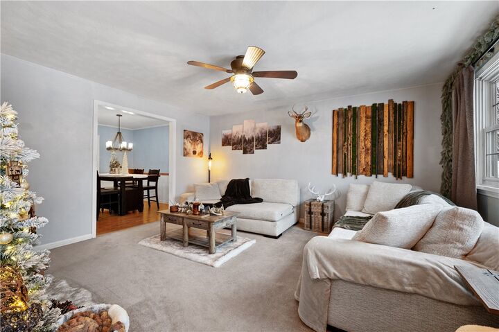 Property Photo: 712 Lafayette Dr PA 15025