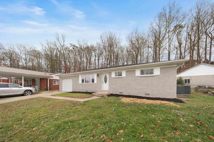 Property Photo:  300 New Buckley Road  KY 41102 