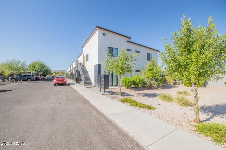 Property Photo:  1135 E Chipman Road  AZ 85040 