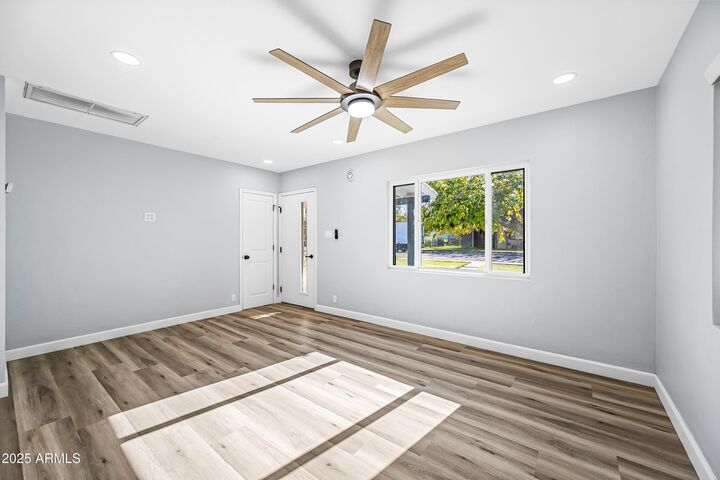 Property Photo:  1608 E Hudson Drive  AZ 85281 