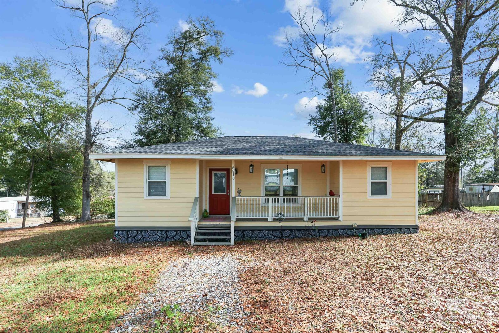 Property Photo:  6810 Myra Street  FL 32577 