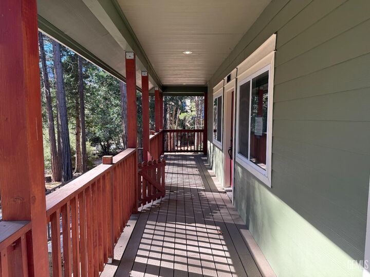 Property Photo:  1400 Pinecone Court  CA 93285 