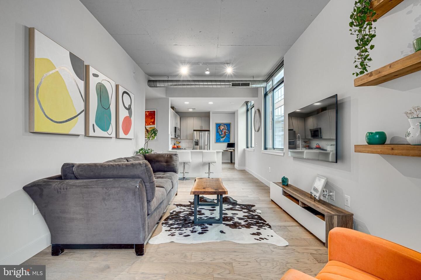 Property Photo: 2000 Clarendon Boulevard 901 VA 22201