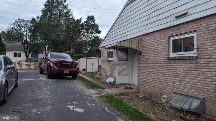 Property Photo: 519 S 23rd Street PA 17104