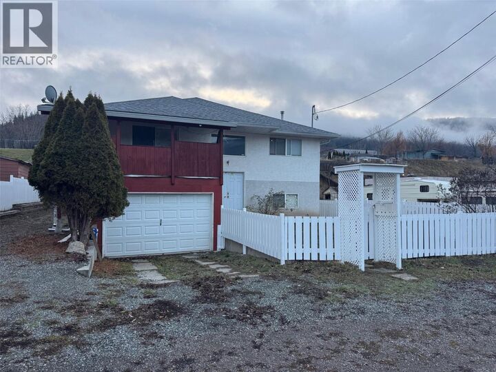 Property Photo:  1407 Fir Avenue  BC V1K 1L1 