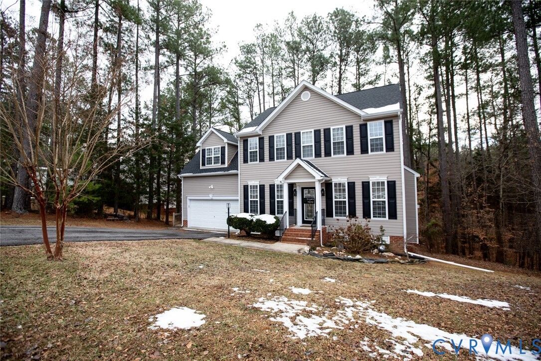 Property Photo: 107 Cabells Court VA 23901