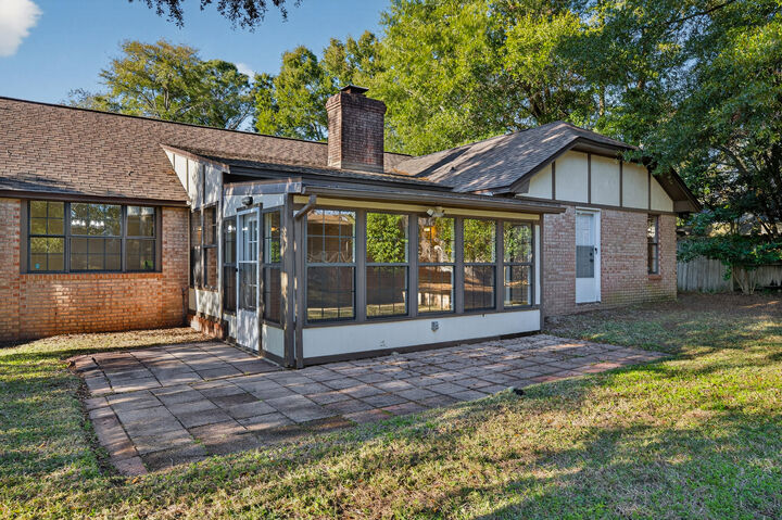 Property Photo: 534 Nassau Drive FL 32578