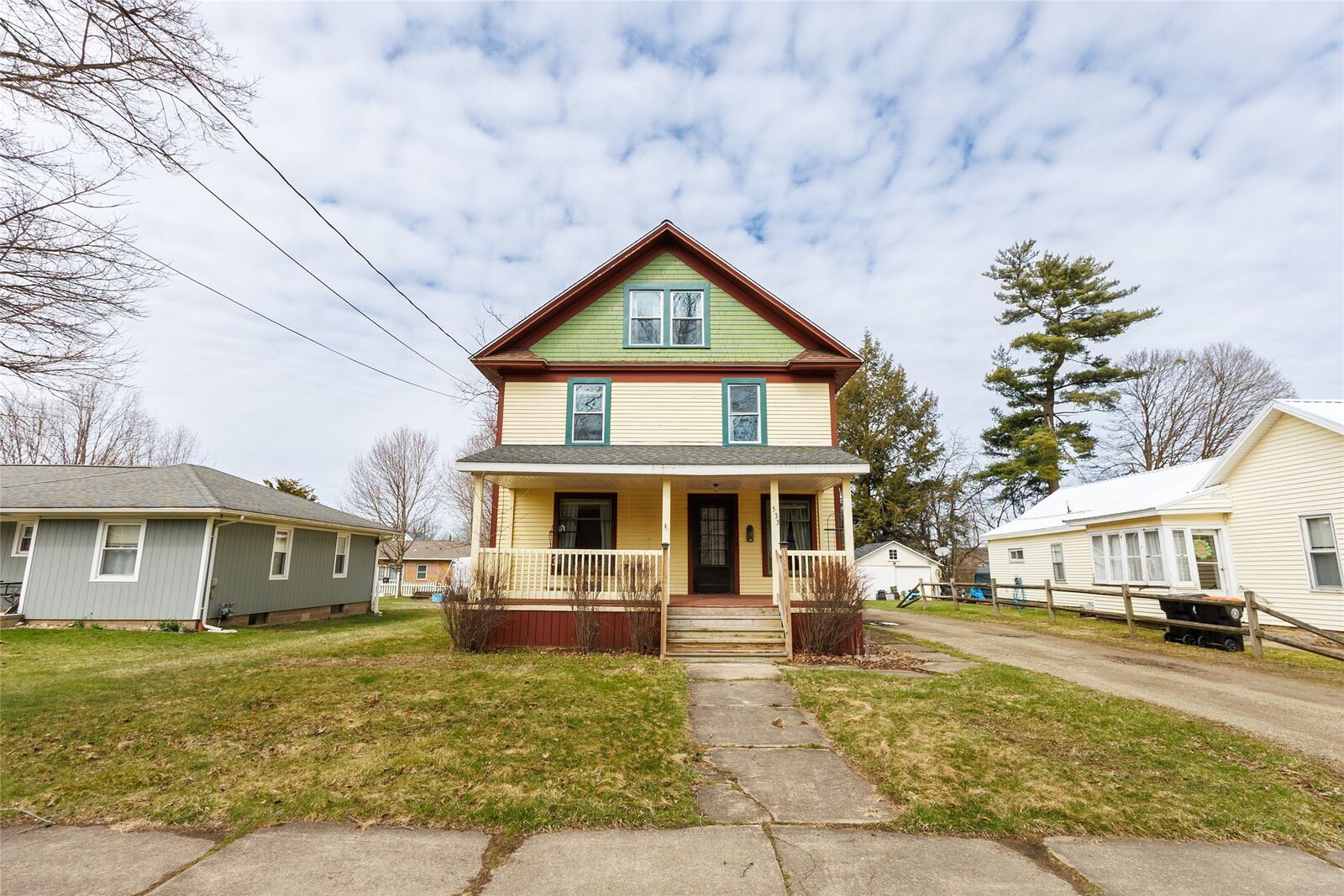 Property Photo:  533 E South Street  PA 16407 