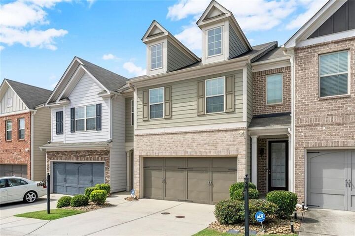 Property Photo: 5713 Radford Loop GA 30213