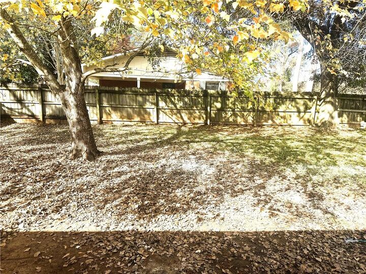 Property Photo:  714 Parkway Drive  LA 71457 