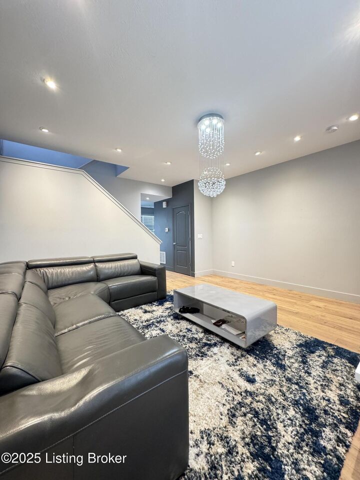 Property Photo: 3202 Cotton Ln IN 47130