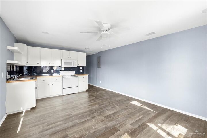 Property Photo:  323 E 3rd Street  TX 78589 