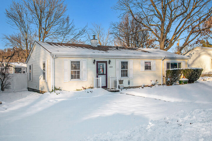 Property Photo:  432 Washington Park Boulevard  IN 46360 