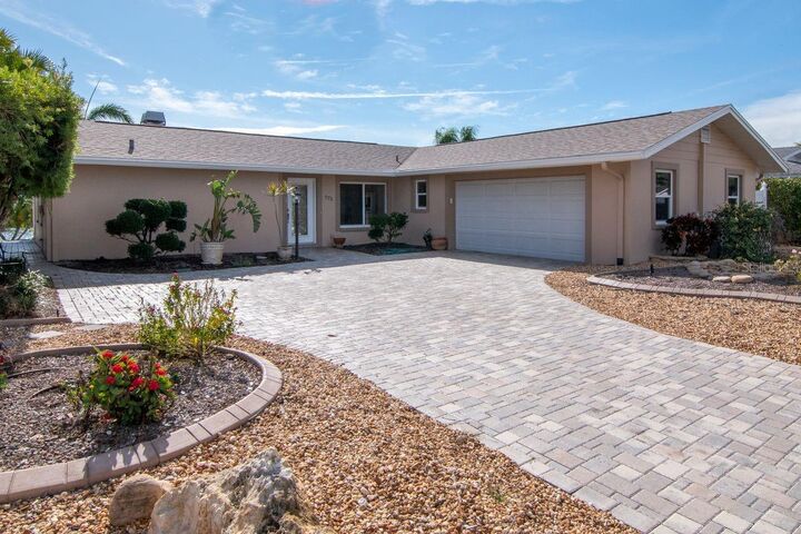 Property Photo: 775 119th Avenue FL 33706