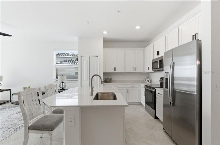 Property Photo: 19140 Scallop Loop 308 FL 34211